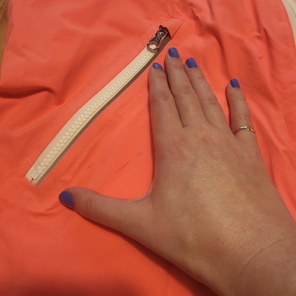 Lululemon jacket - Picture 3 of 9